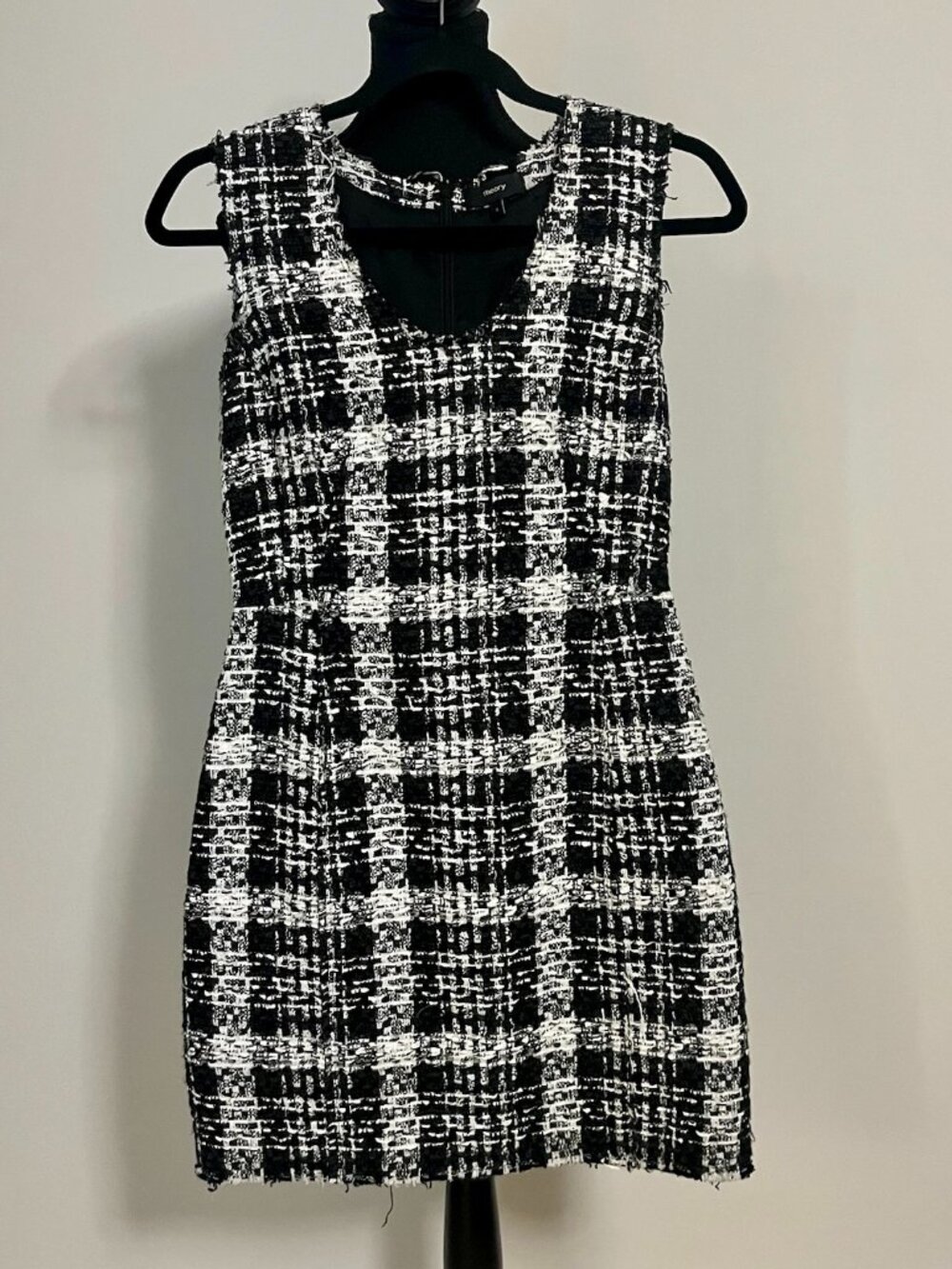 #270 Theory Sculpt Tweed Dress, (Retail $465USD) Sleeveless, Size 0